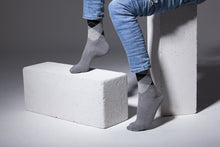 Load image into Gallery viewer, Men&#39;s Natural Argyle Socks